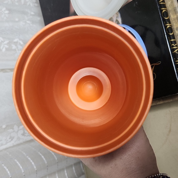 EUC Vintage 60's 70's Midcentury Tupperware Magic Mixer Shaker Orange - Picture 4 of 7